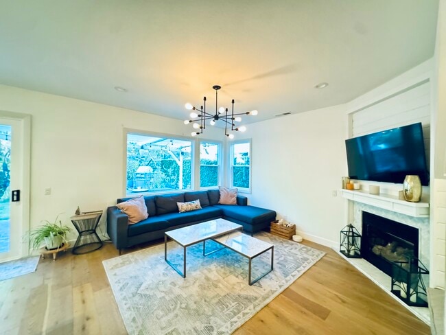 Photo - 4424 Camino de la Rosa