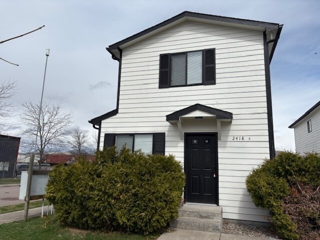 Building Photo - Newly remodeled