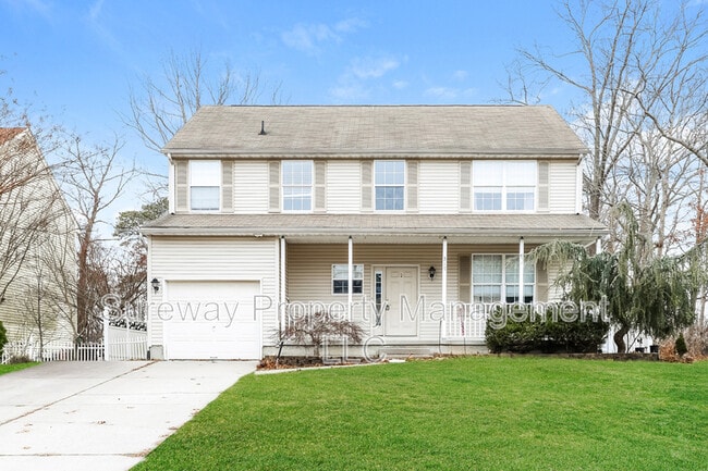 Building Photo - 317 Upas Ave