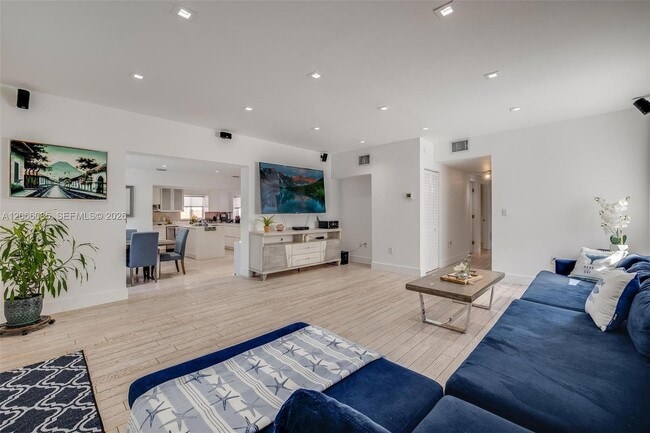 Photo - 7549 Buccaneer Ave