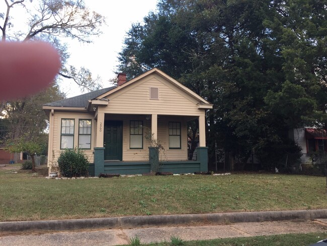 Building Photo - 2960 Pierpont Ave