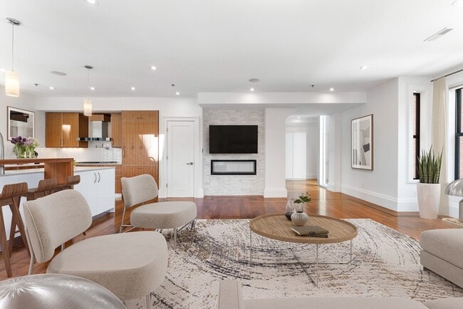 Photo - 32 Rutland St Unit 2L