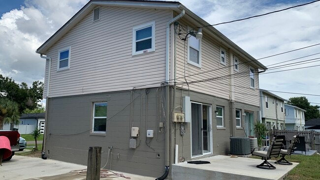 Photo - 2138 19th Ave SW