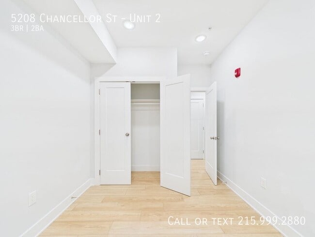 5208 Chancellor St Unidad 2