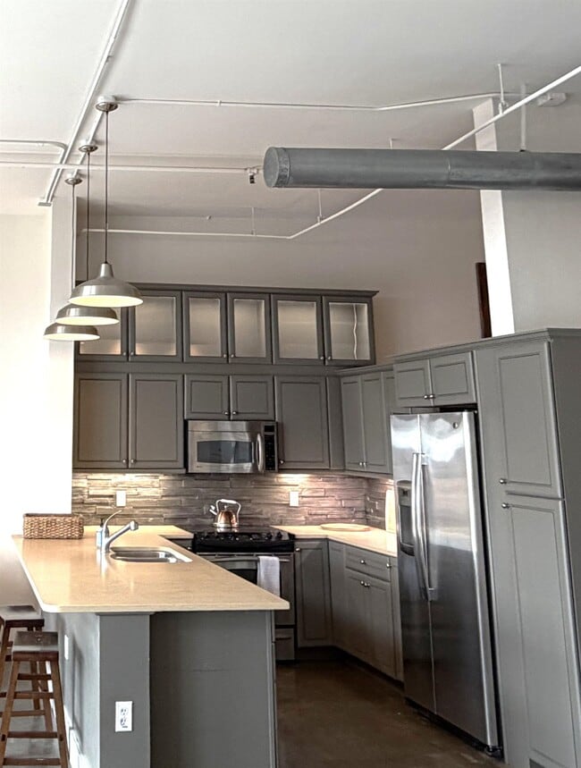 Photo - 505 Tennessee St Unidad RG6