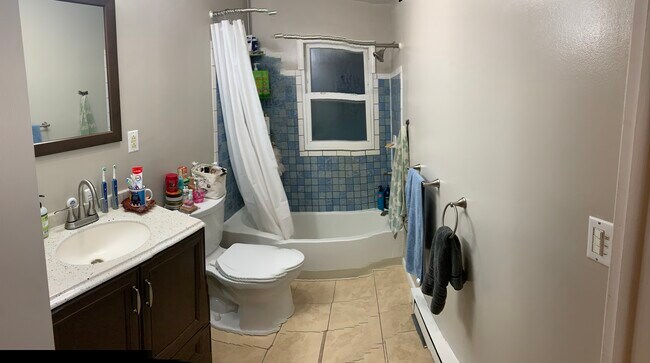 Photo - 467 Troy Rd Unit Apartment 1