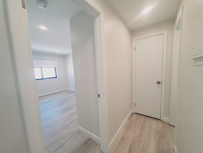 Photo - 28 Ferris Ave Unit 3