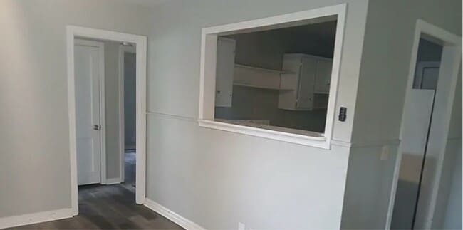 Photo - 907 Crestline Rd NW