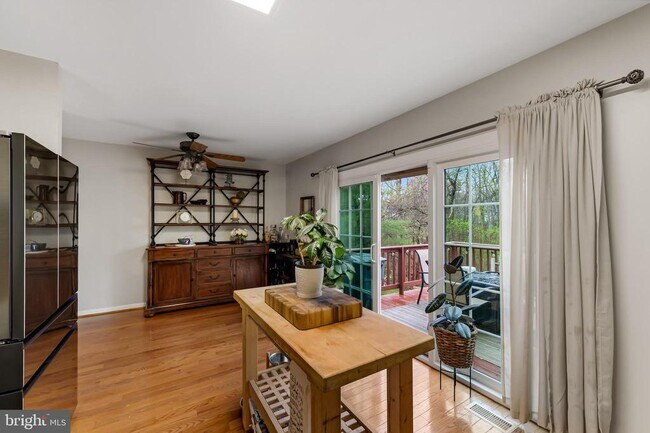 Photo - 3964 Forest Valley Rd