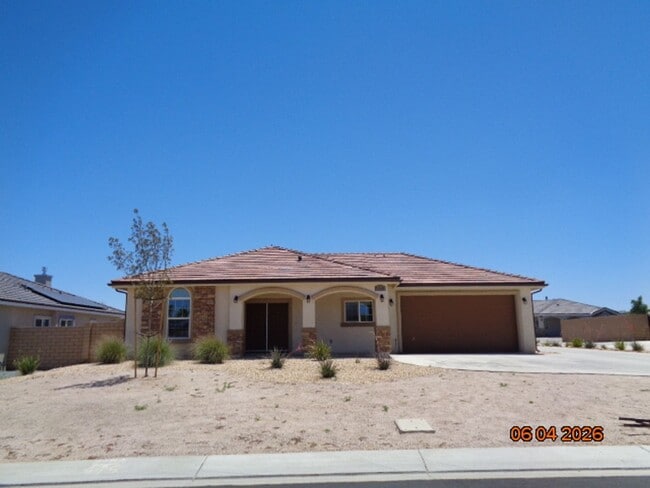 Building Photo - Executive Home in West Lancaster
