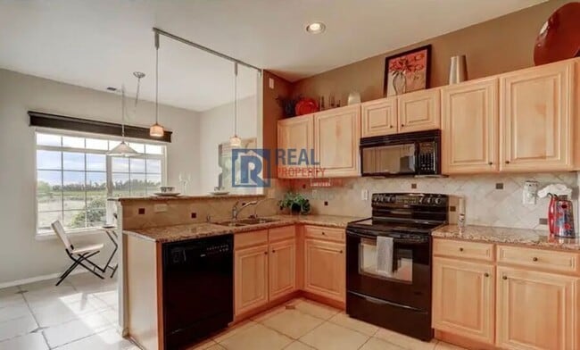 Photo - 13732 Legend Way