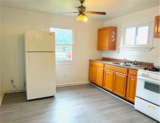 Photo - 2805 Sunset Blvd