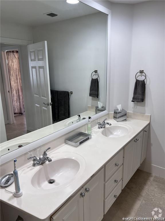 Building Photo - 10629 SW Hartwick Dr Rental