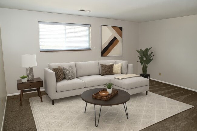 Photo - 4919 Davenport St