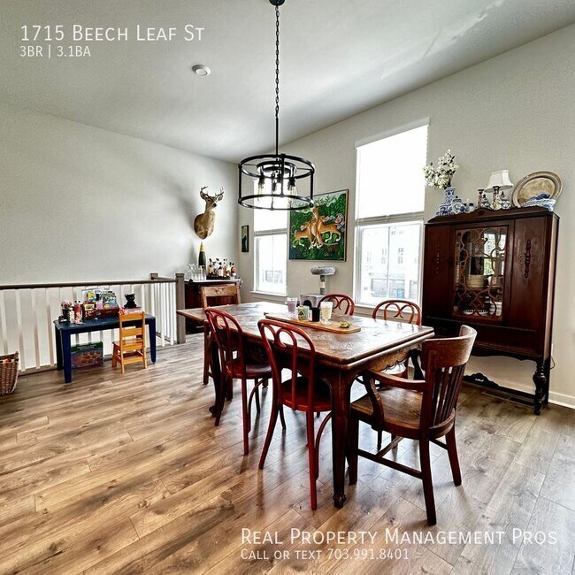Photo - 1715 Beech Leaf St