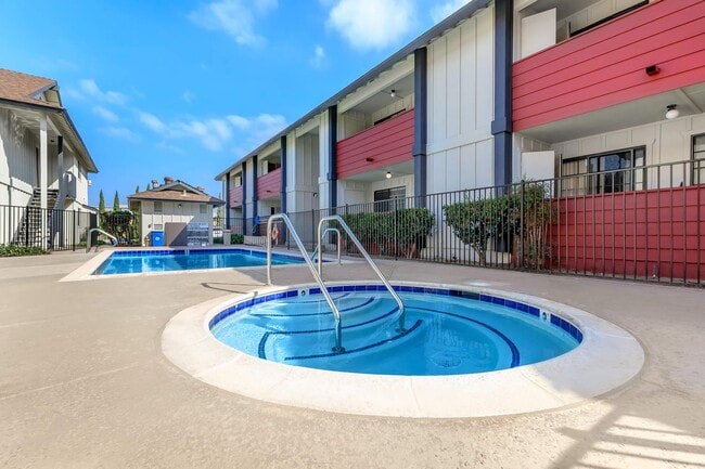 Hollister Creek Apartments