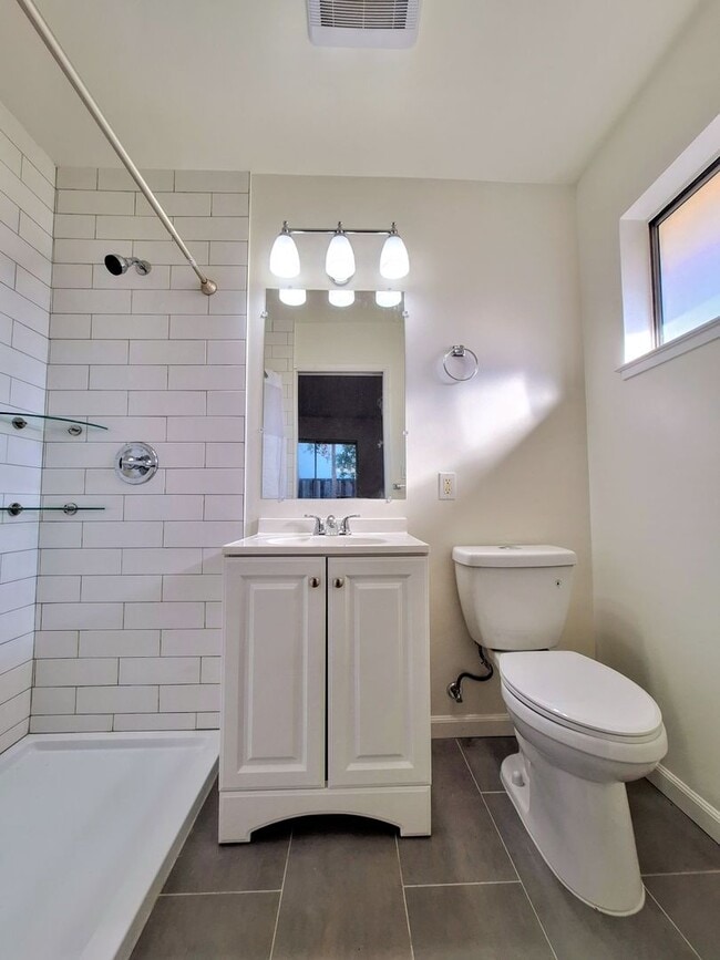 Photo - Harr08 Unit 1618