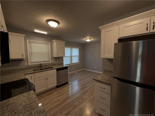 Photo - 1611 Diplomat Dr