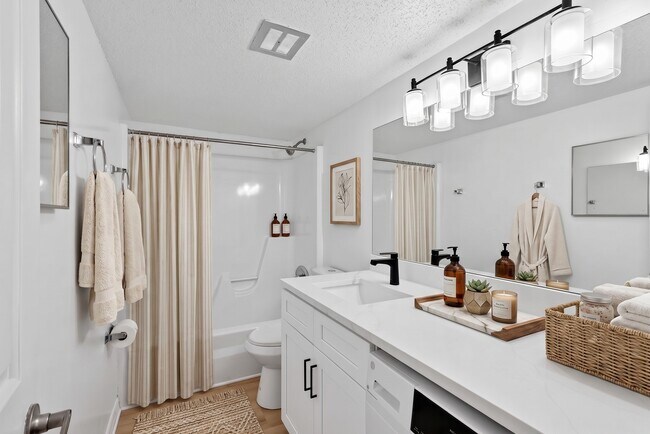 Plantation Apartments