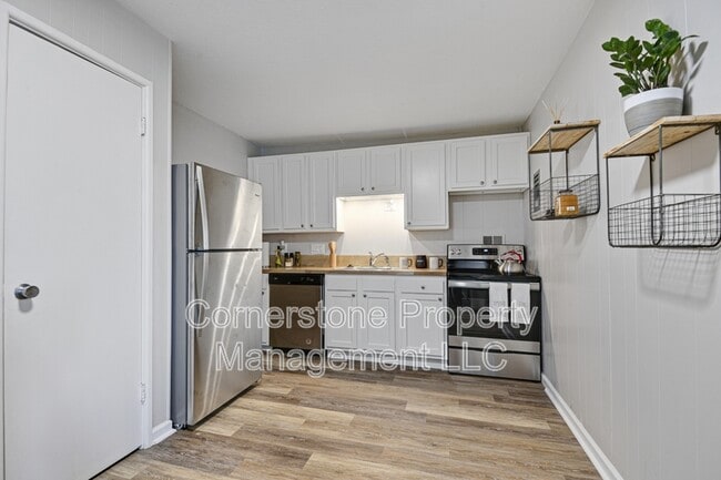 Photo - Campus View Apartments