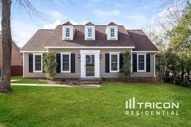 Photo - 516 Kenton Dr House