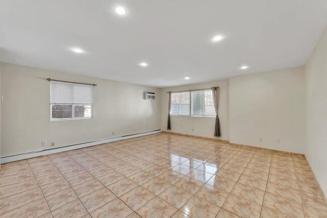 Photo - 226 49th St Unit 2