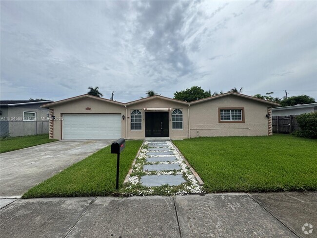 Building Photo - 115 Sierra Dr Rental