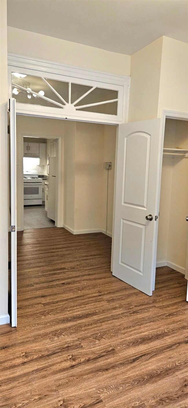 Photo - 327 Jackson St Unit 3