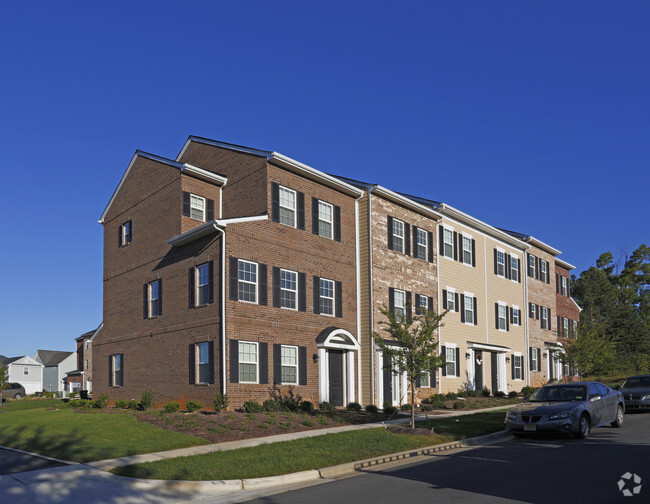 Charleston Row Townhomes - Charleston Row Townhomes