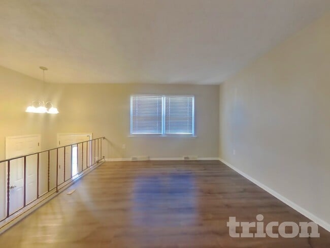 Photo - 9300 Overlook Cir