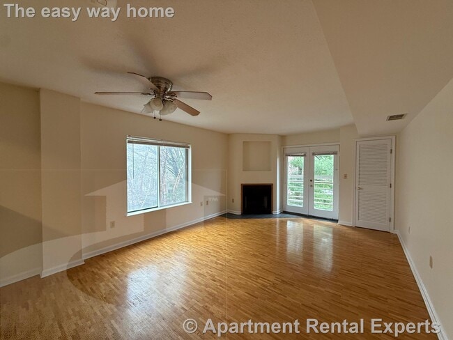 Photo - 345 Franklin St Unidad #308