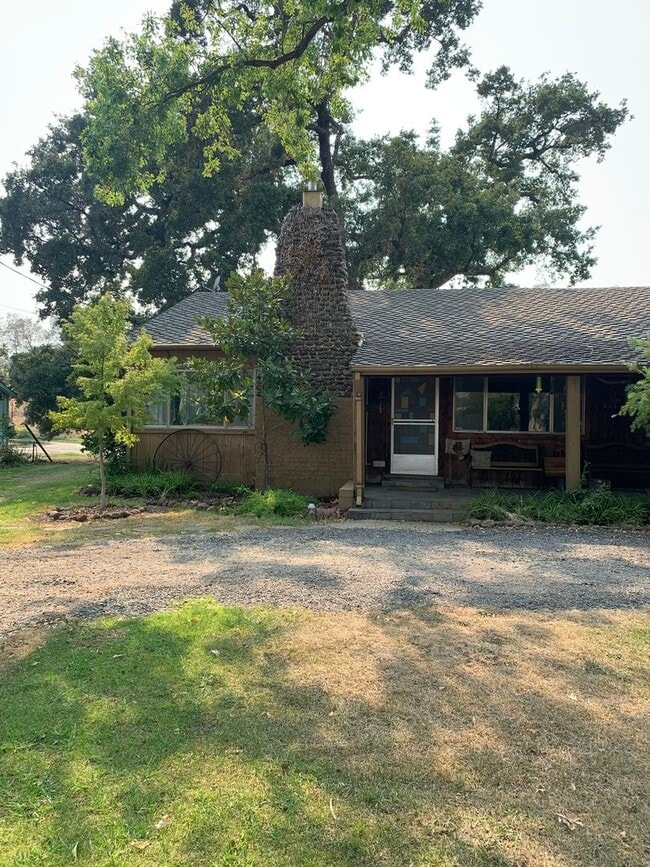 Photo - Butte Valley 3 bed 2 bath home, Privacy, n...