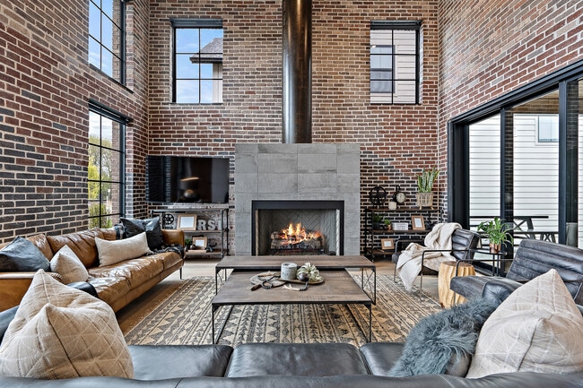 Photo - 2526 W Rustic Frg St