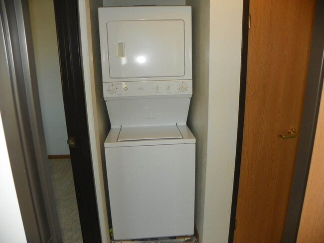 Sunridge Apartments