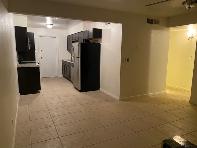 Photo - 918 Hayden Rd Unidad 3