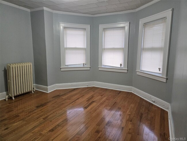 Photo - 92 Wavecrest St