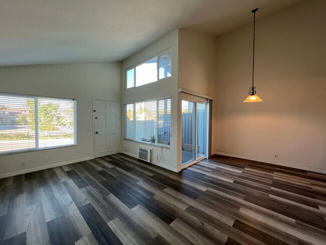 Apartments For Rent In Yorba Linda Ca Forrent Com