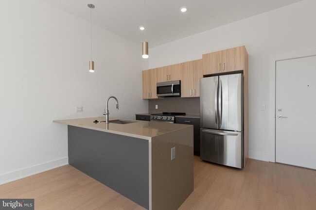 Photo - 1731 Tilghman St Unit 303