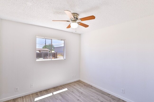 Photo - 1417 E Southern Ave Unit 1