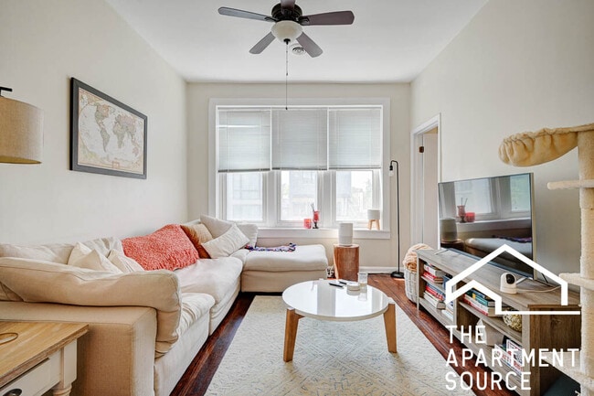 Photo - 2246 W Armitage Ave Apartment Unit 3