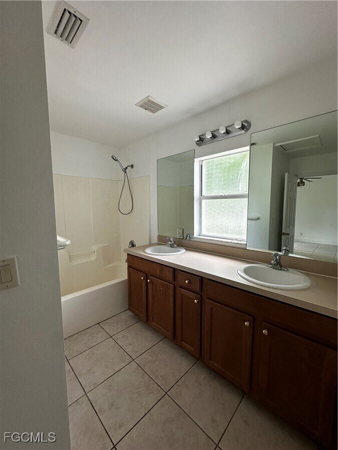 Photo - 301 East 12th Street