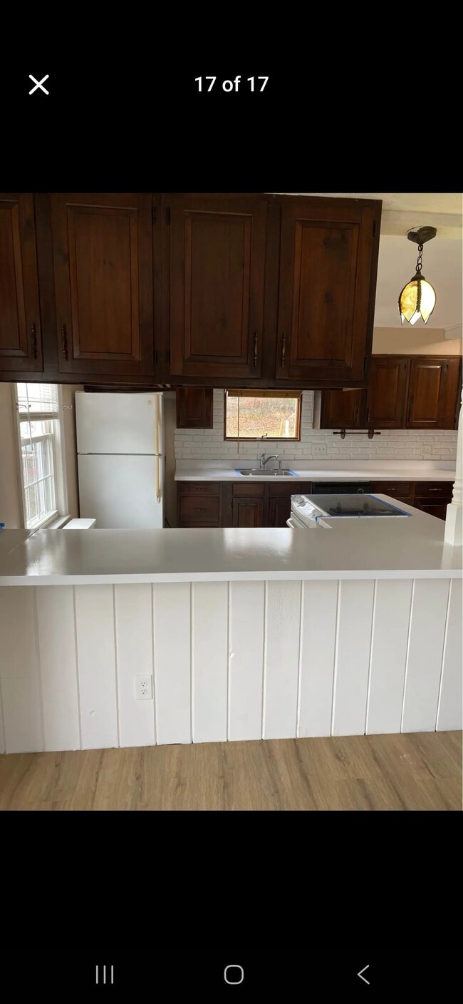 Building Photo - 162 Emmett Ave