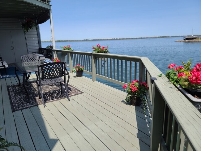 Photo - 22 Niagara Pier Unidad 22