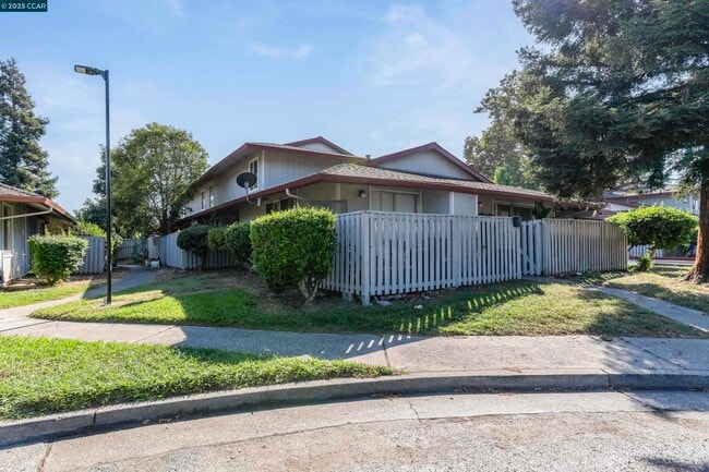 Photo - 101 Villa Cir