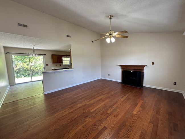 Photo - 133 Glenwood Dr