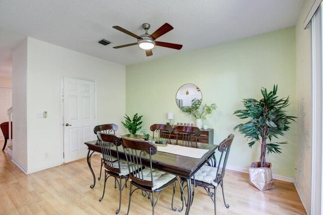 Photo - 11705 NW 47th Dr
