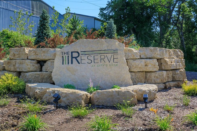 The Reserve at City's Edge - The Reserve at City's Edge Apartments