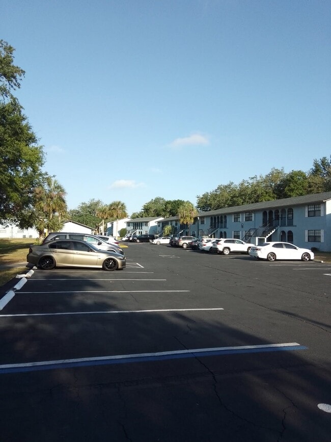 Photo - 3215 Baird Ave Unidad J-65