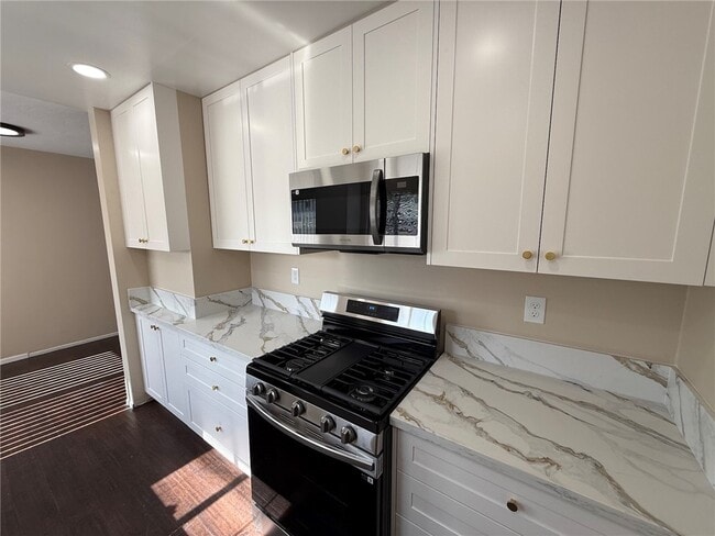 Building Photo - 256 Euclid Pl Rental