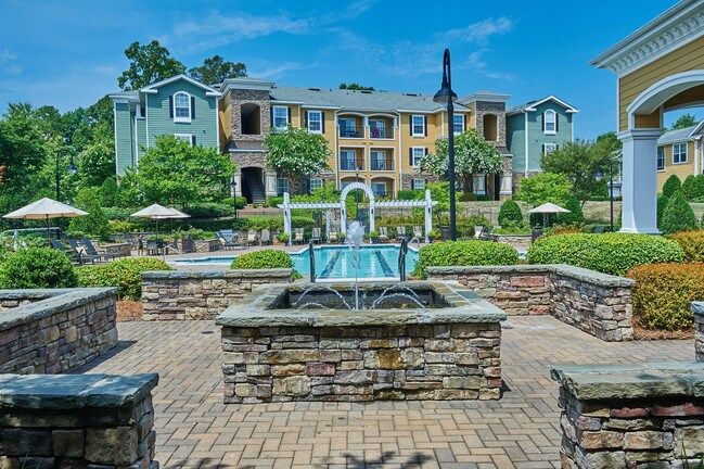 Cottonwood Reserve Apartments For Rent in Charlotte, NC